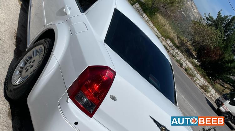 كرايسلر 300 سي 2005