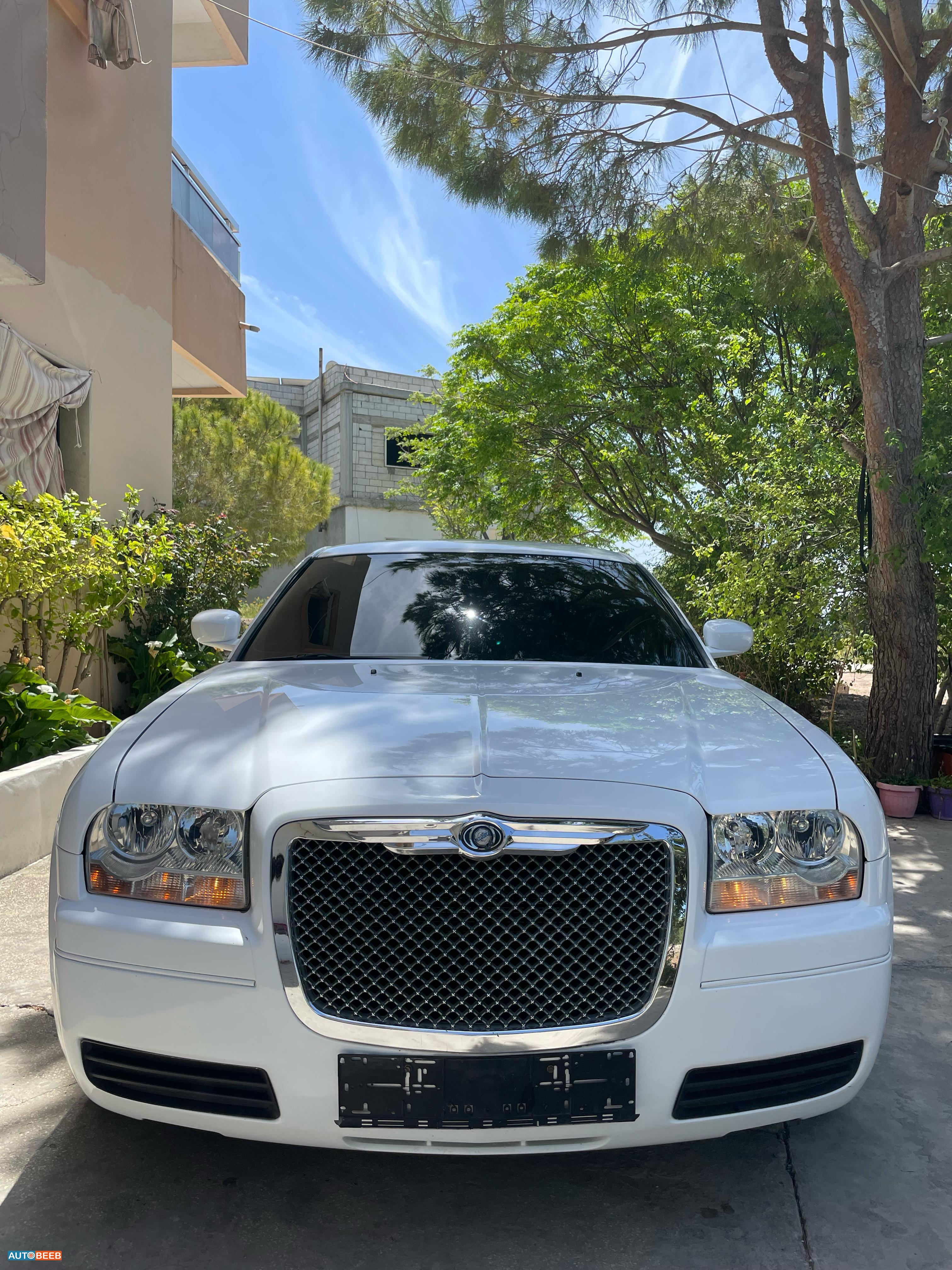 كرايسلر 300 سي 2005