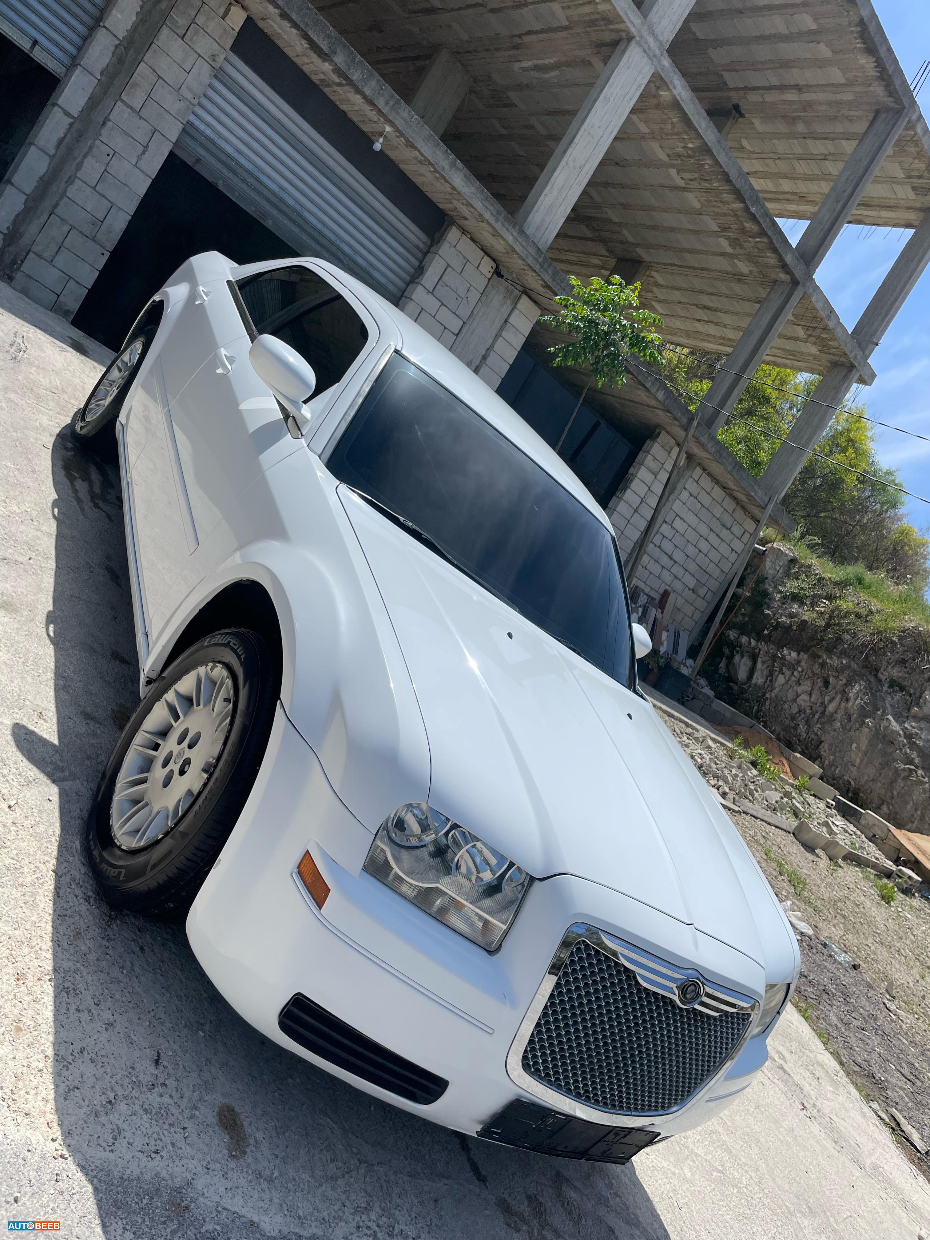 كرايسلر 300 سي 2005