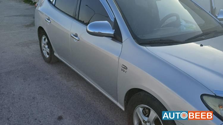 Hyundai Avante 2010