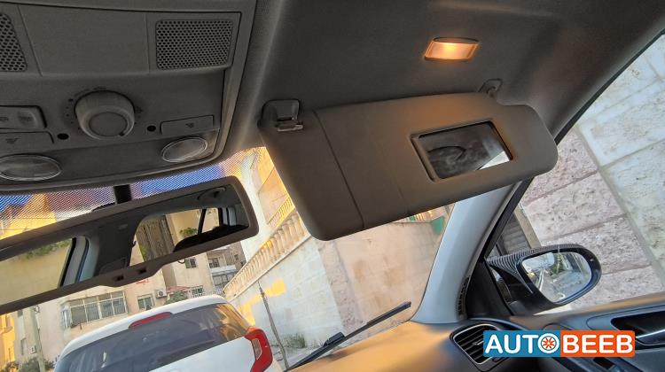 Volkswagen Golf MK 2009