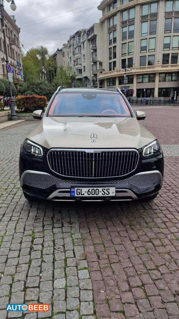 مرسيدس بنز مايباخ 2021