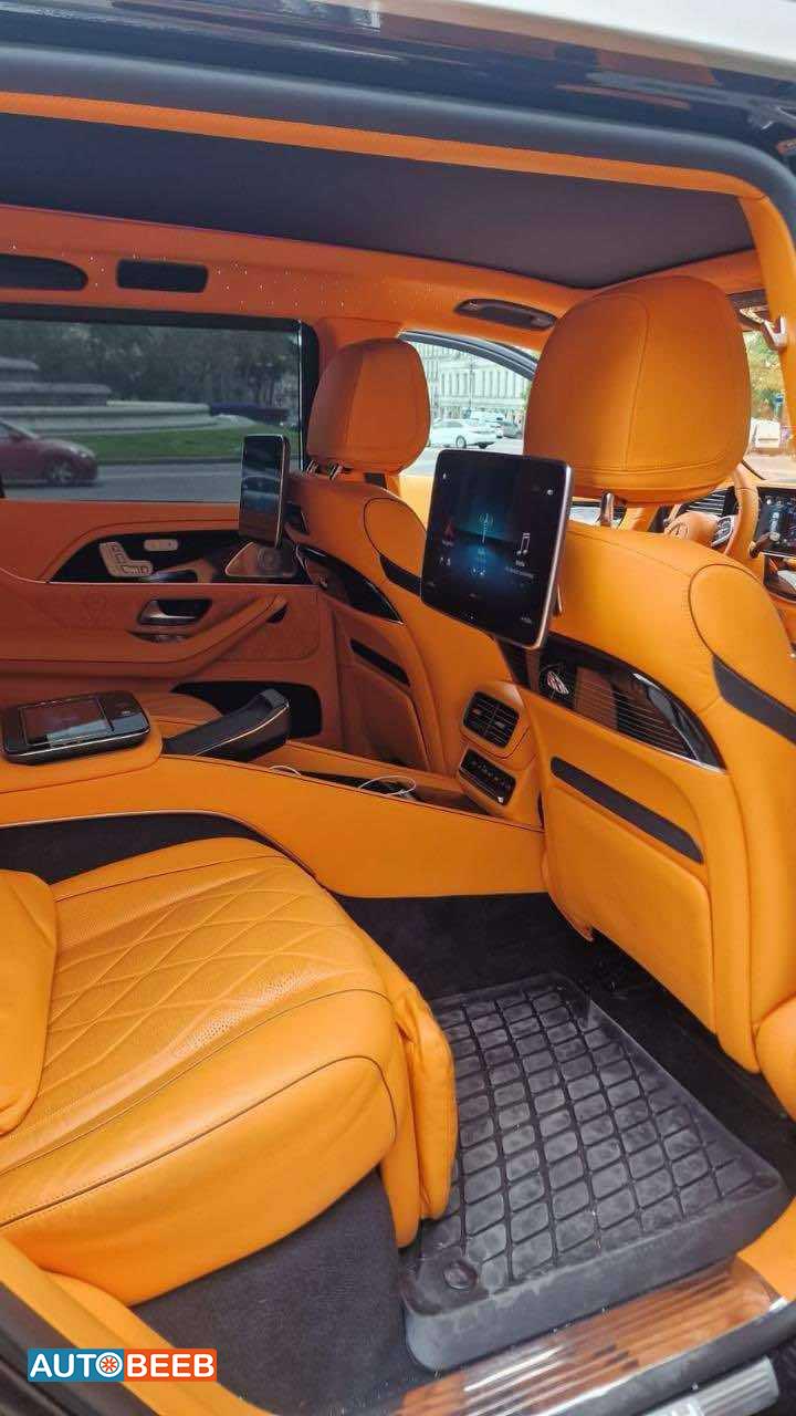 مرسيدس بنز مايباخ 2021