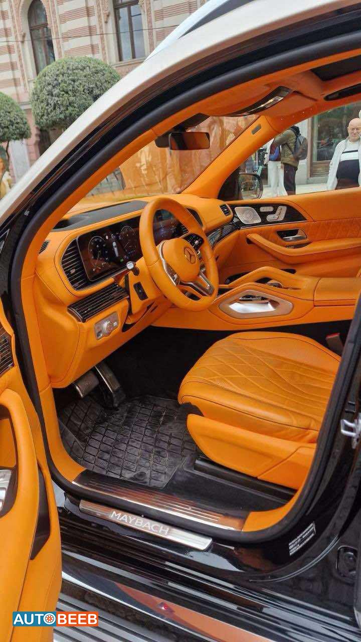 مرسيدس بنز مايباخ 2021