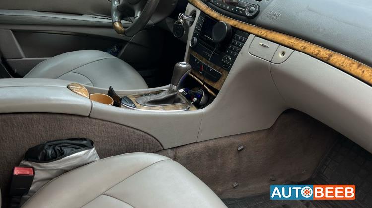 مرسيدس بنز E200 2007