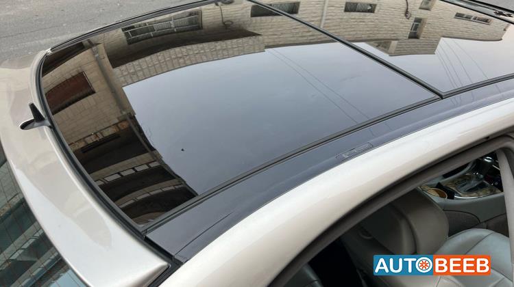 مرسيدس بنز E200 2007