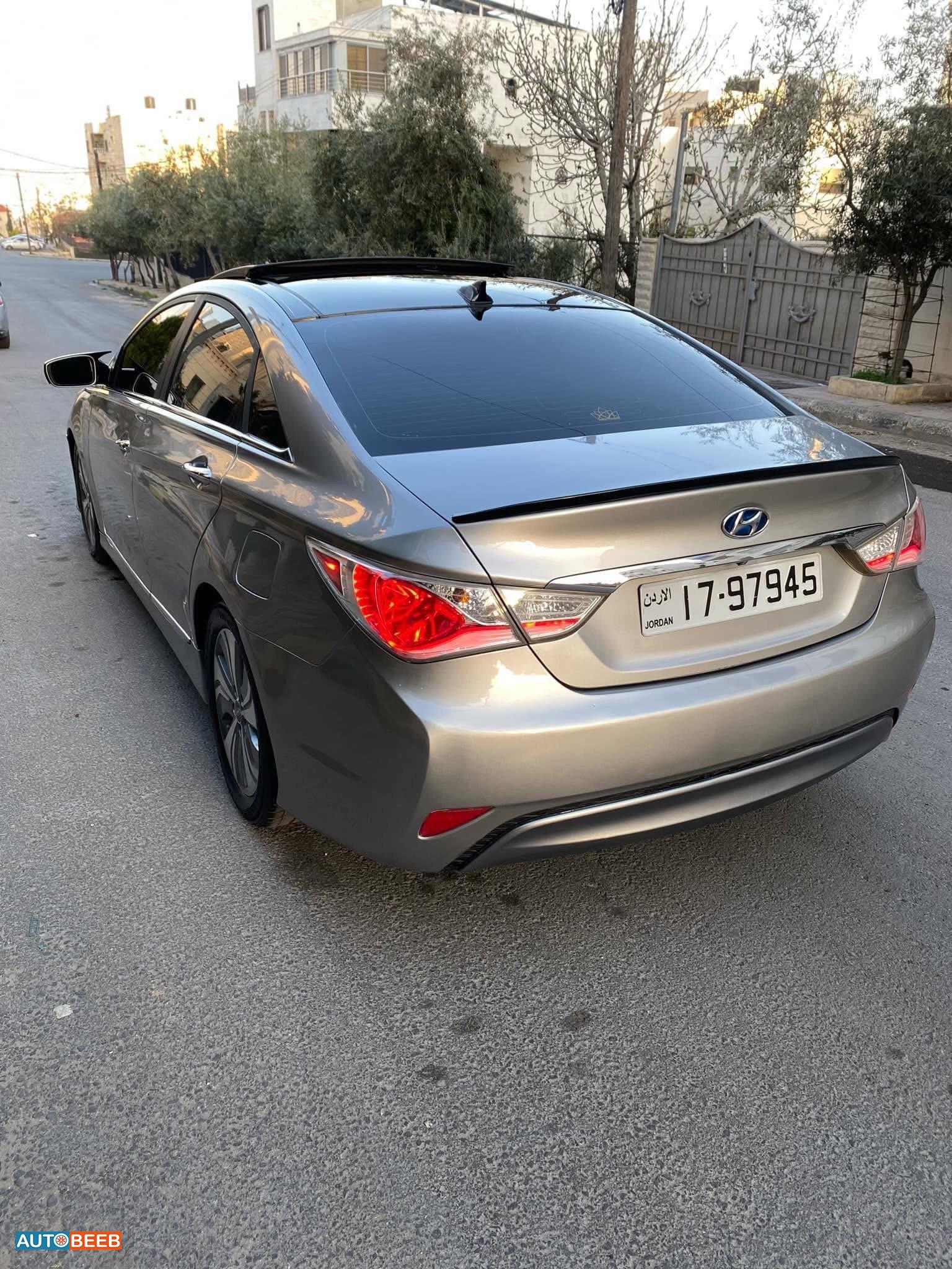 Hyundai Sonata 2012