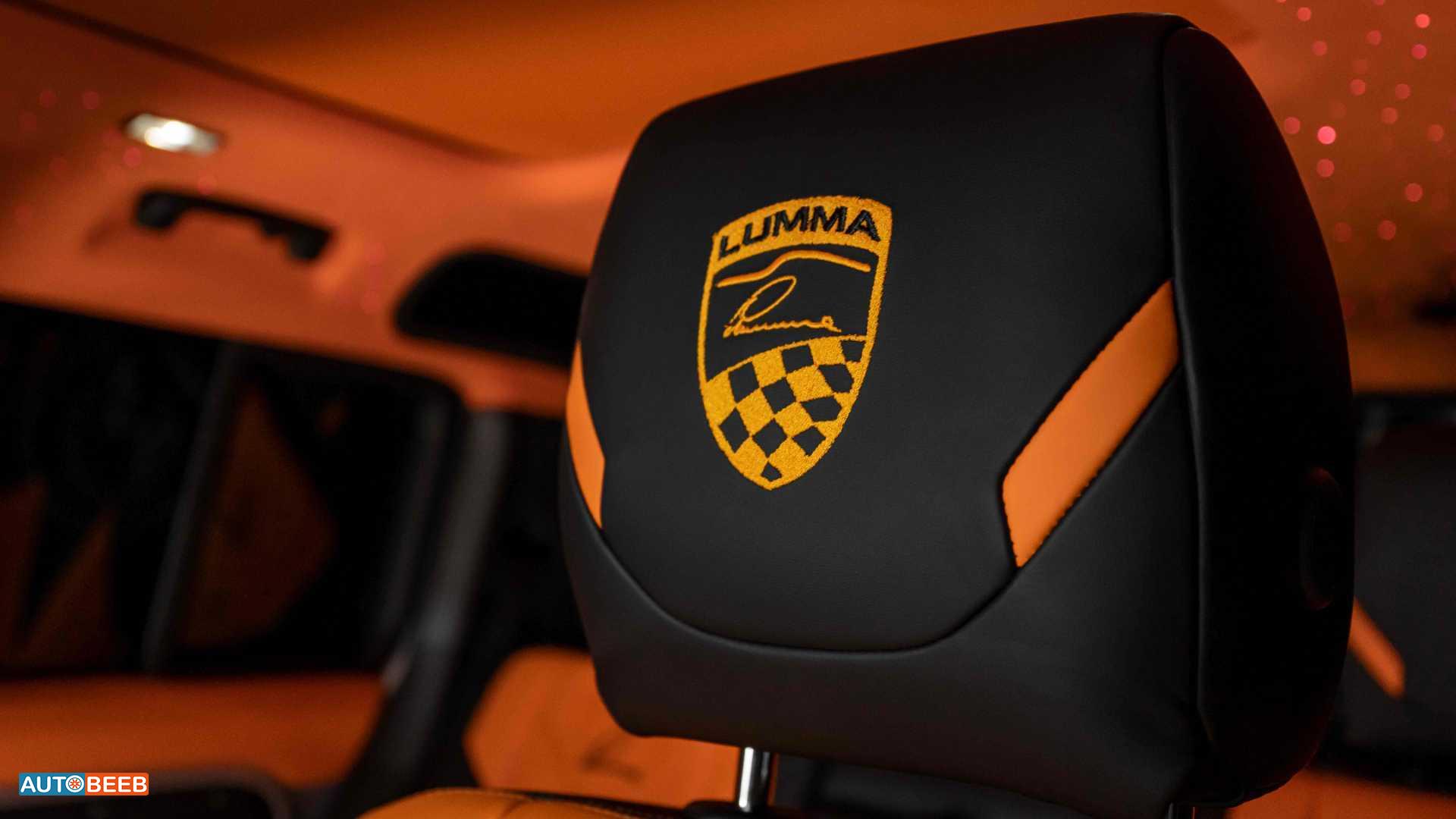 Land Rover Defender 2024