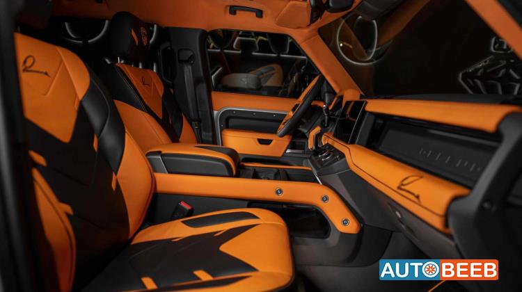 Land Rover Defender 2024