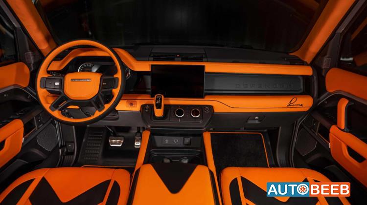 Land Rover Defender 2024