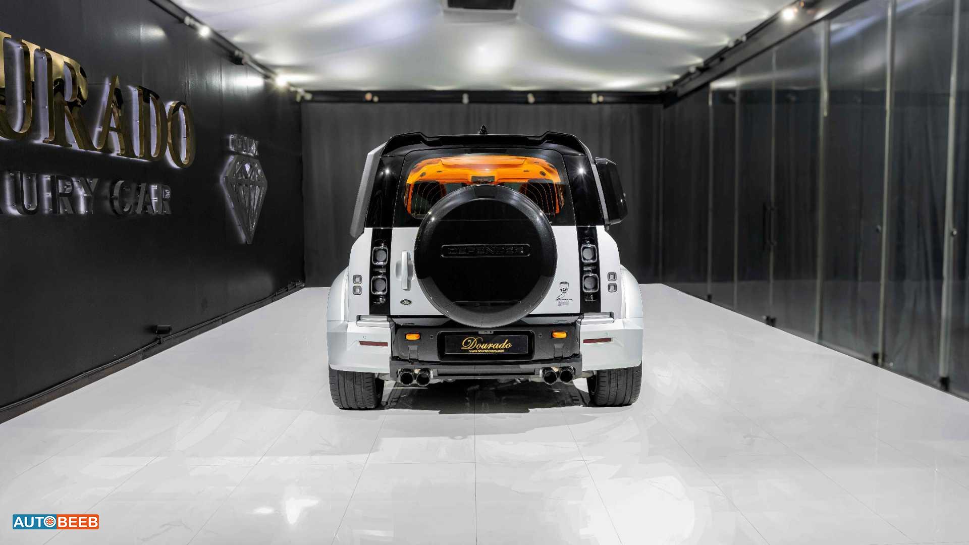 Land Rover Defender 2024