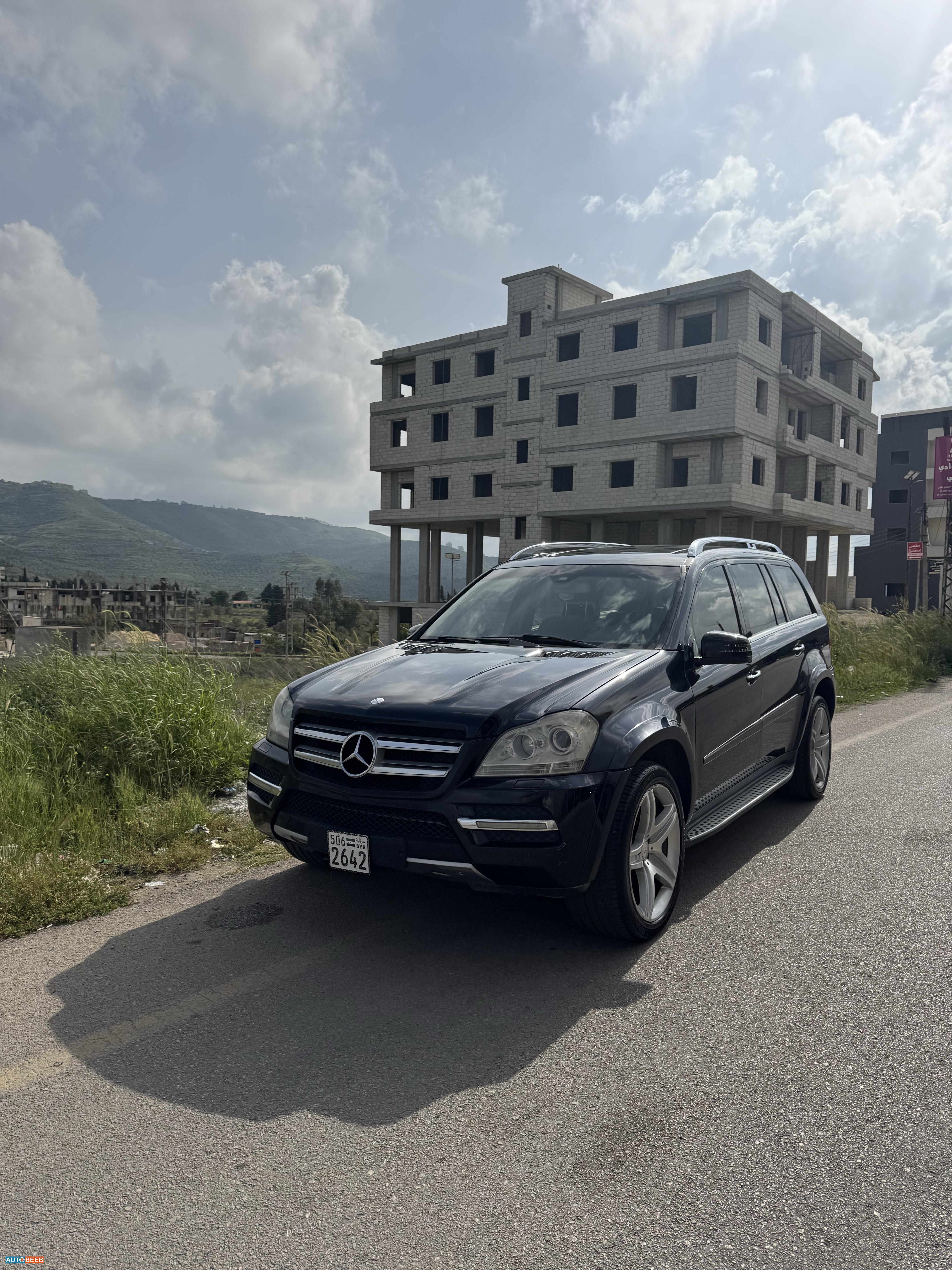 Mercedes Benz GL450 2011