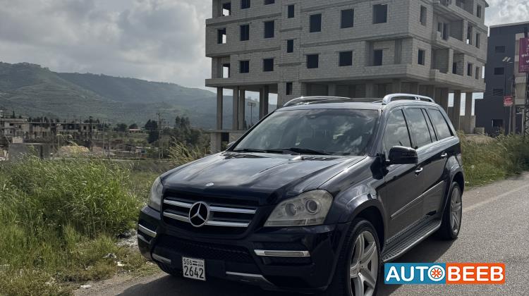 Mercedes Benz GL450 2011