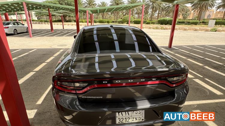 Dodge Charger 2020