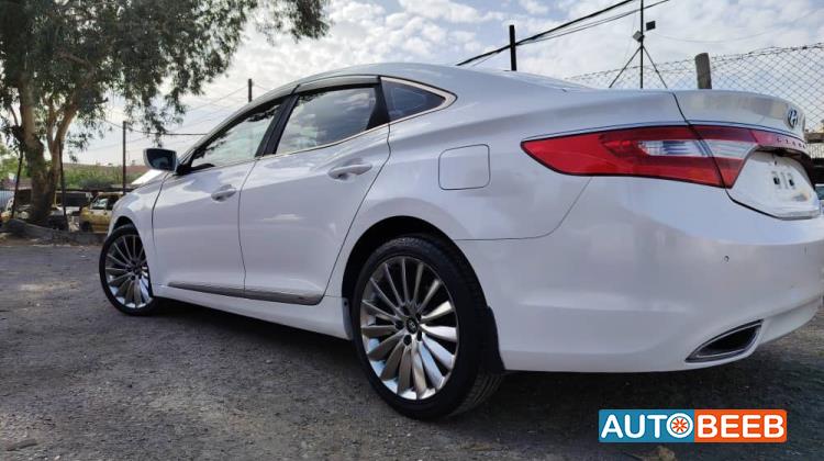 هيونداي ازيرا 2015