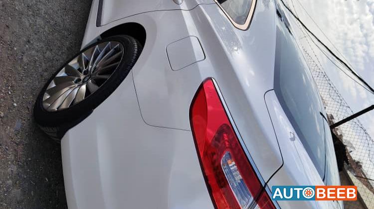 هيونداي ازيرا 2015