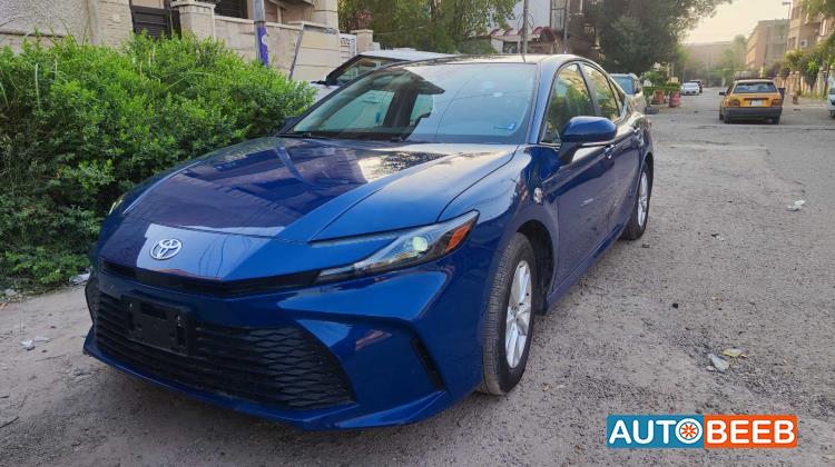 Toyota Camry 2025