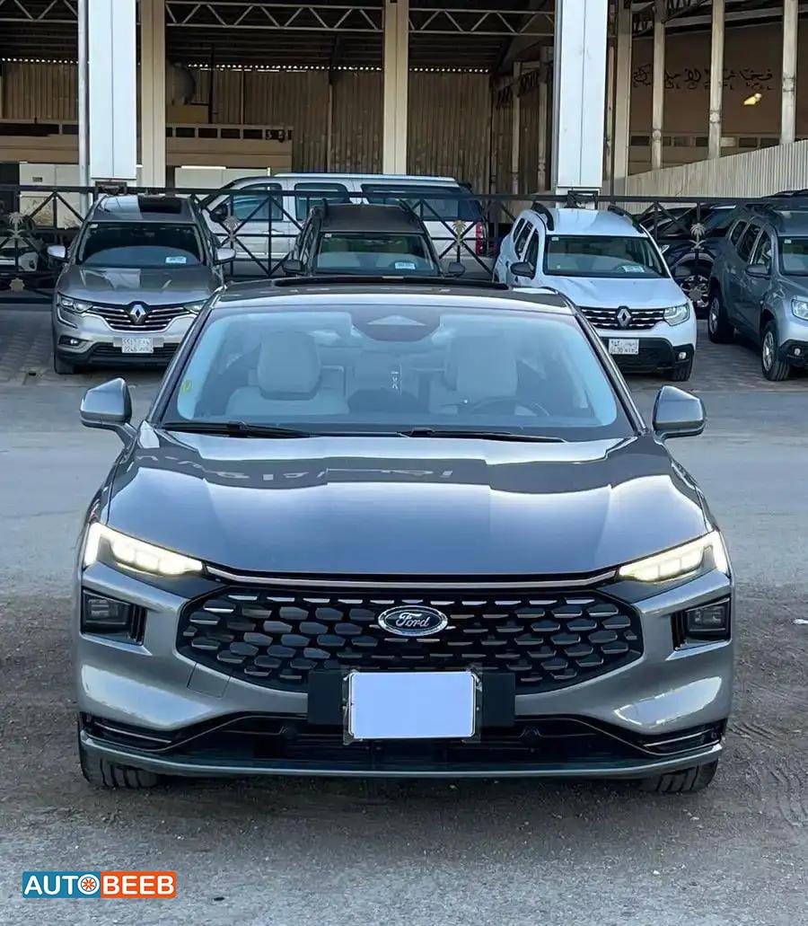 Ford Taurus 2023