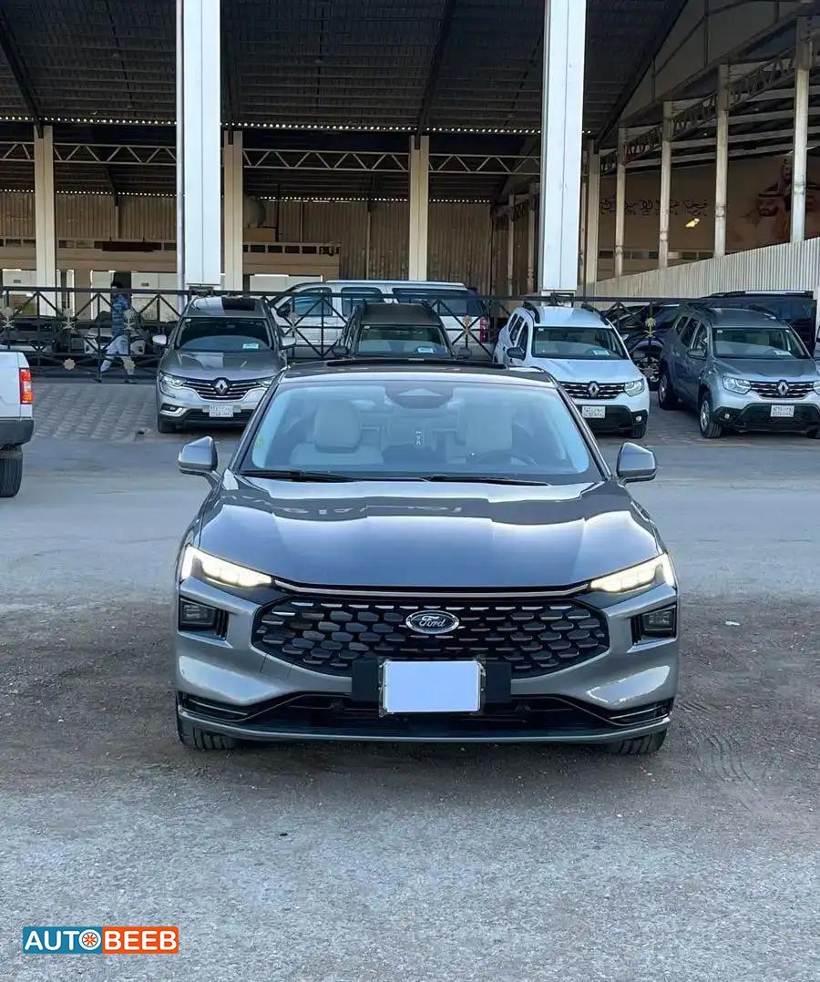 Ford Taurus 2023