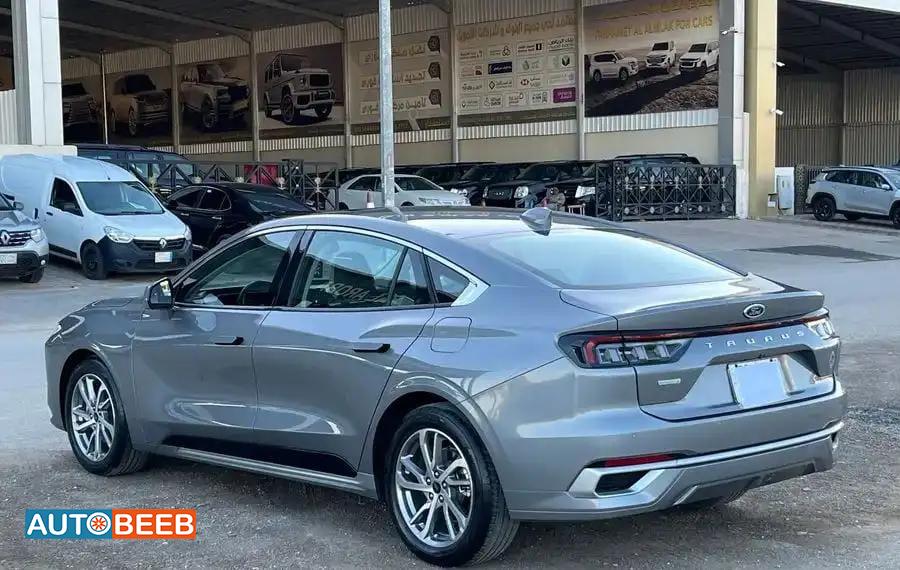Ford Taurus 2023