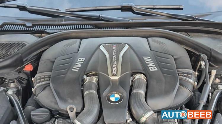 بي ام دبليو 550 2017