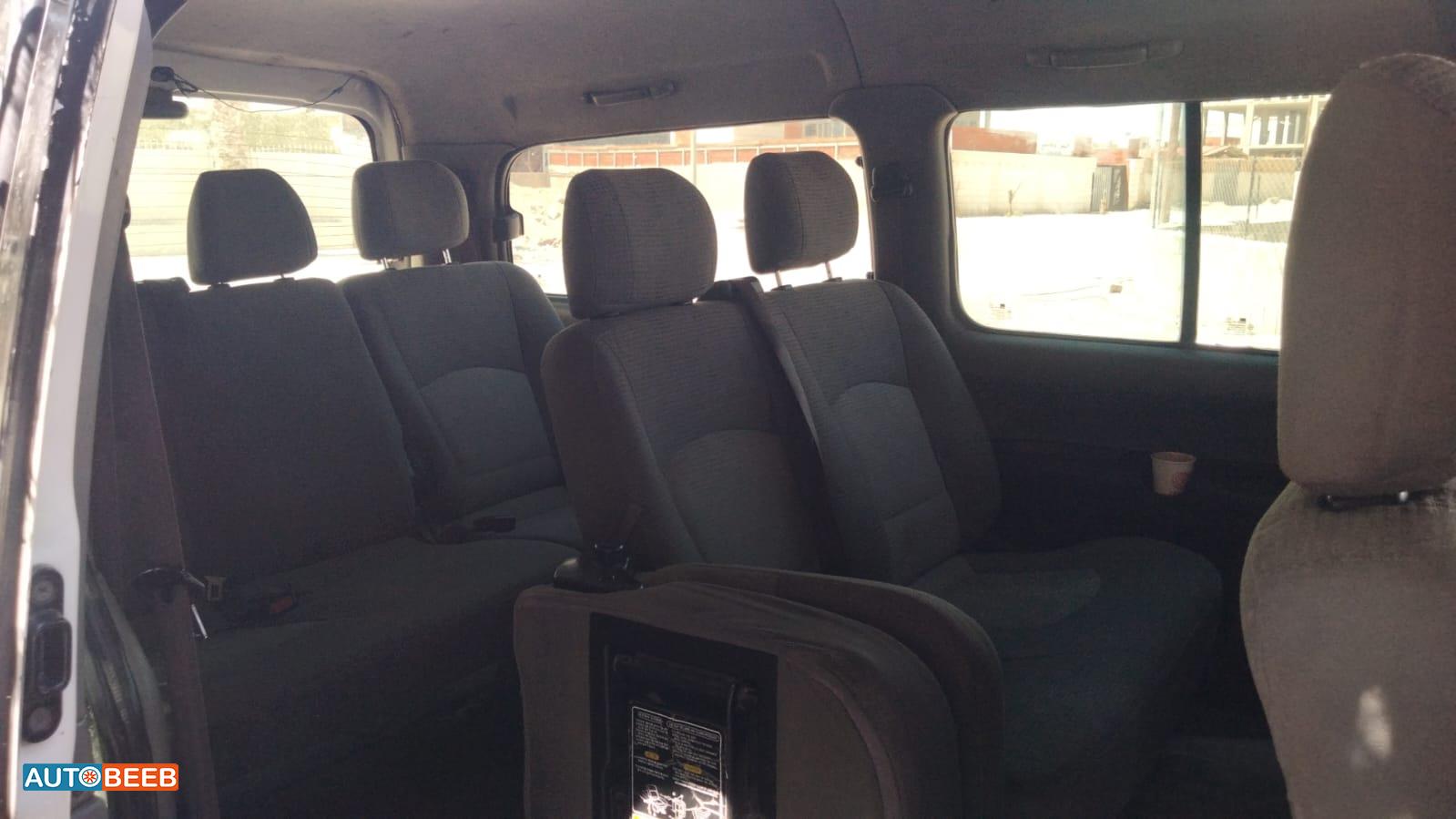 ميني باص هيونداي 2006