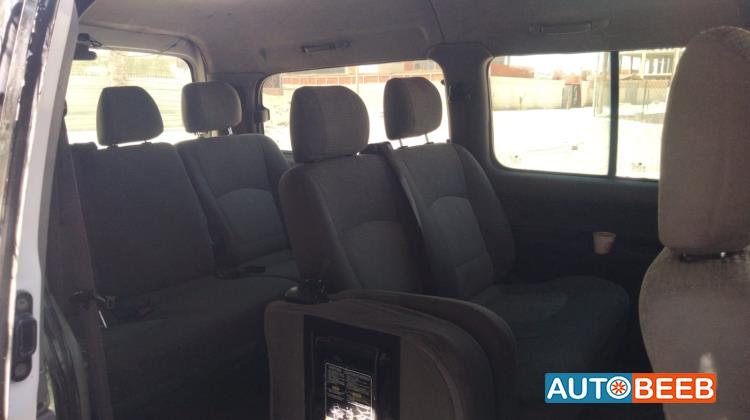 ميني باص هيونداي 2006