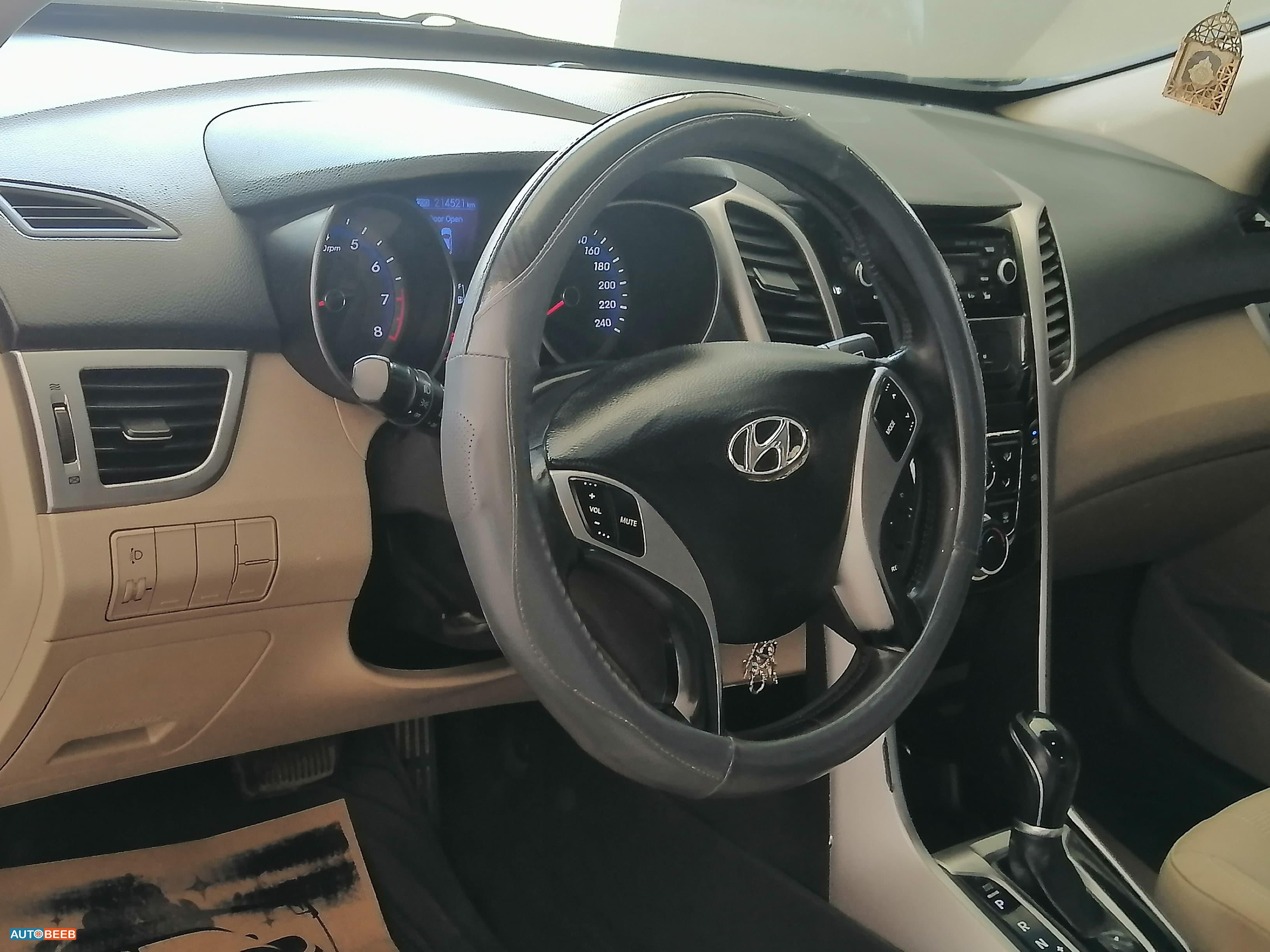 هيونداي i30 2013