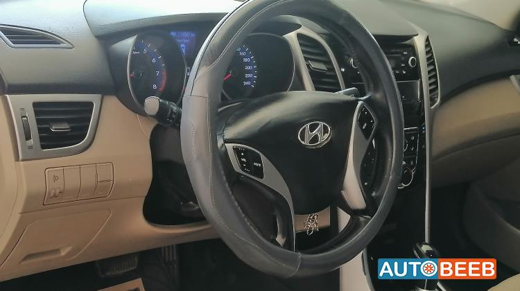 هيونداي i30 2013