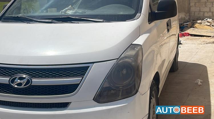 ميني فان هيونداي 2008