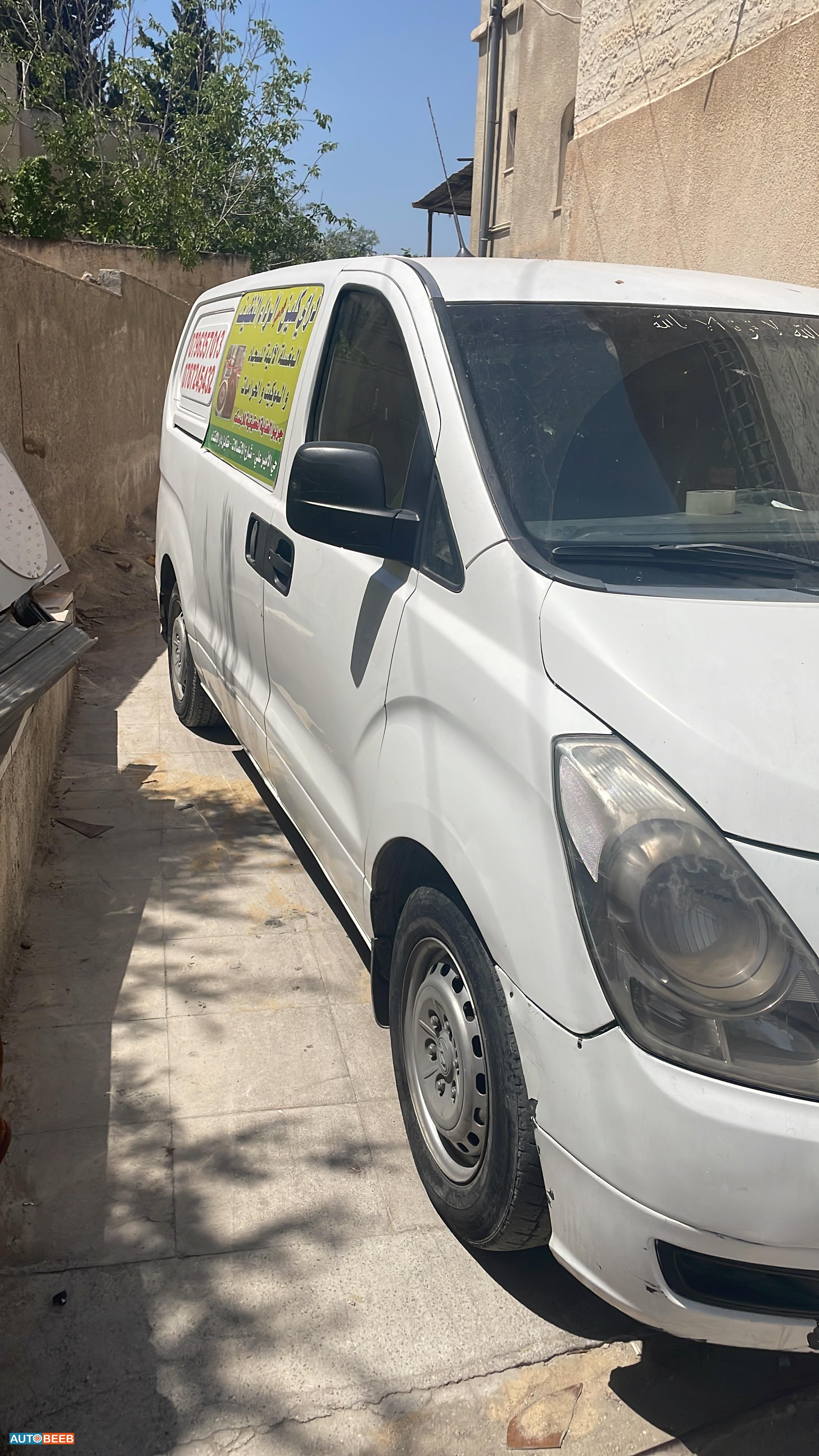 ميني فان هيونداي 2008