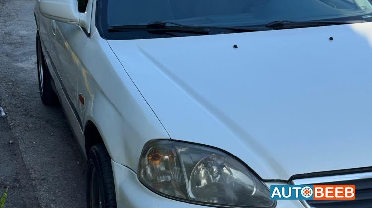 هوندا سيفيك 2000