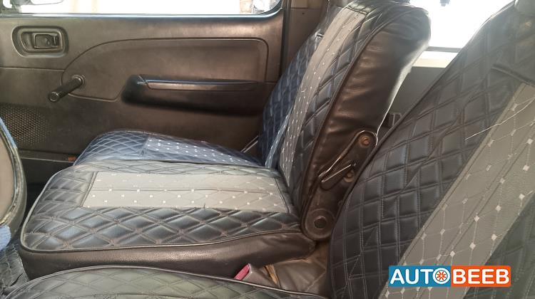 ميني فان نيسان 2008