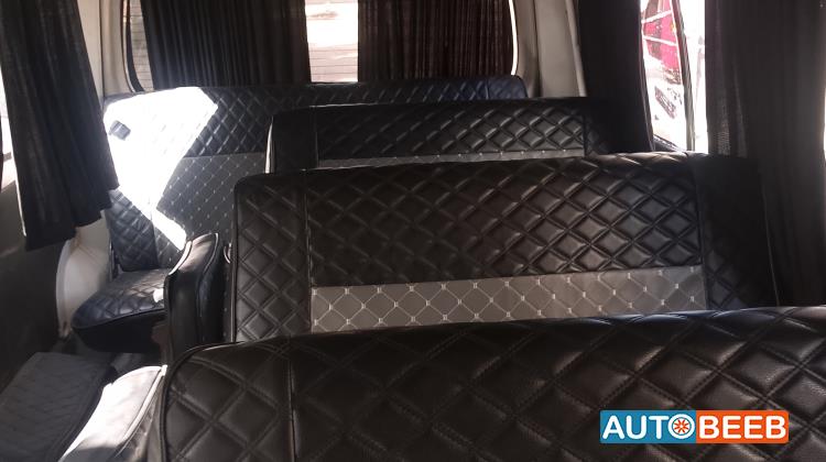 ميني فان نيسان 2008