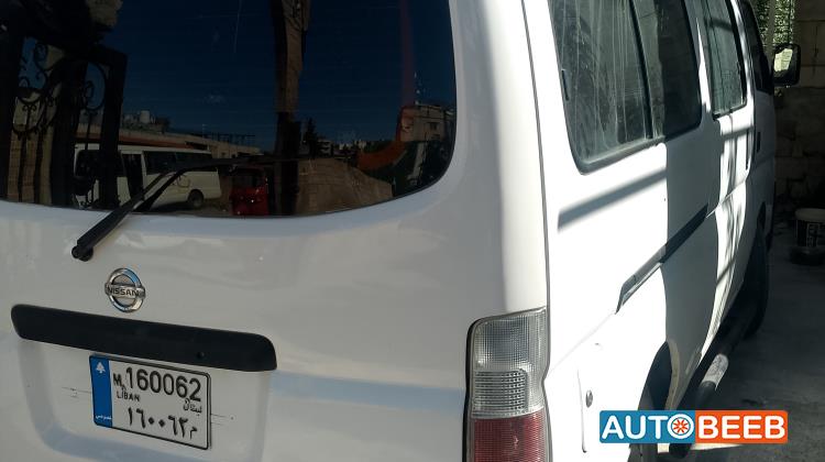 ميني فان نيسان 2008