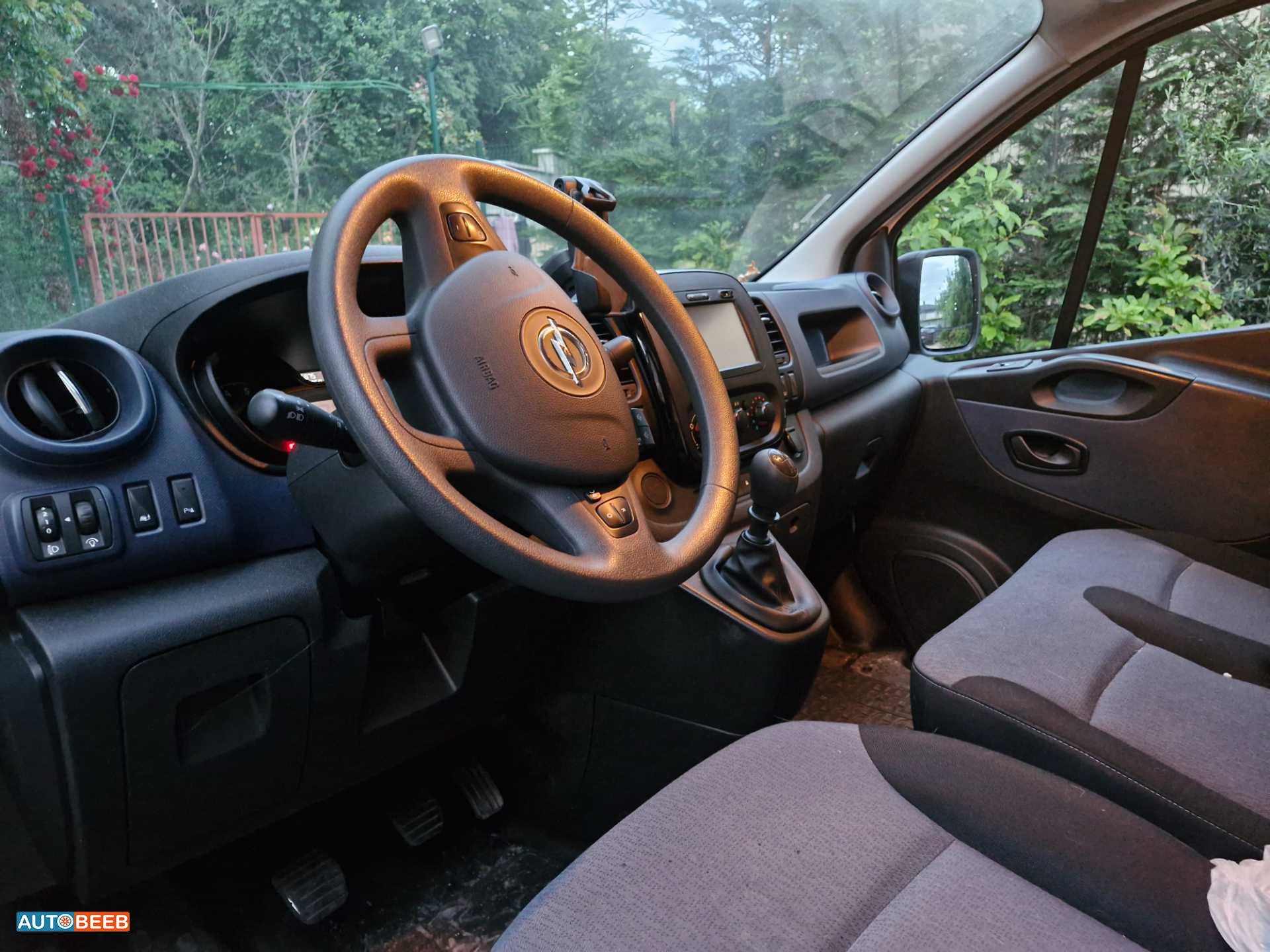 ميني فان اوبل 2019