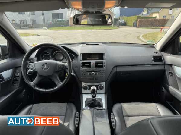 مرسيدس بنز C180 2010