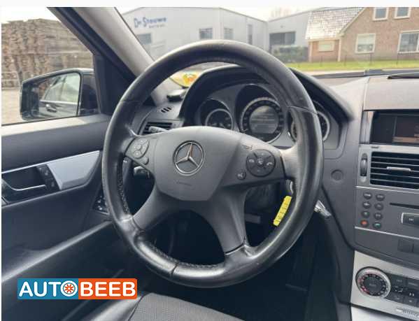 مرسيدس بنز C180 2010