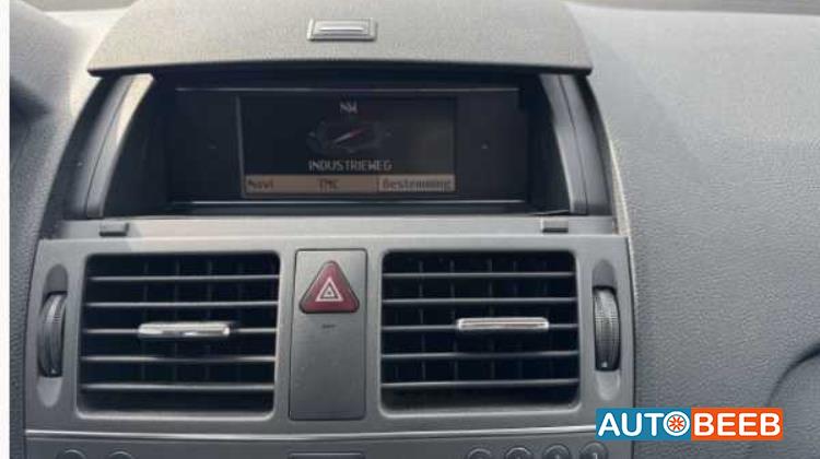 مرسيدس بنز C180 2010