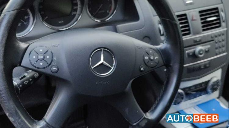 مرسيدس بنز C180 2010