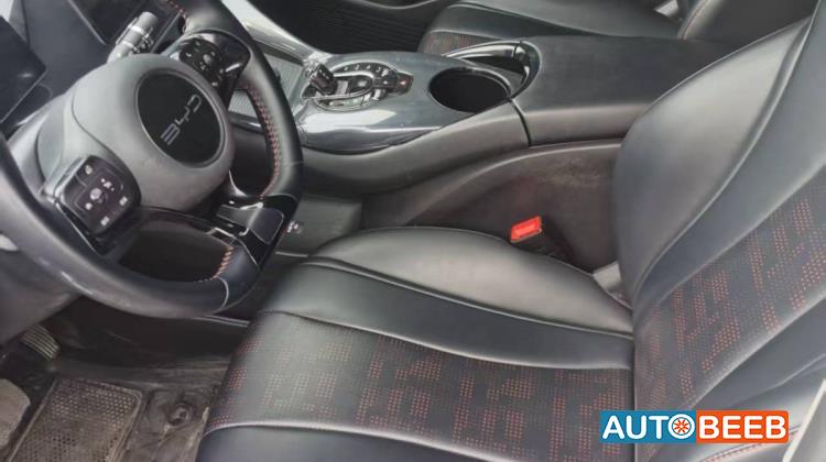 بي واي دي E2 2023