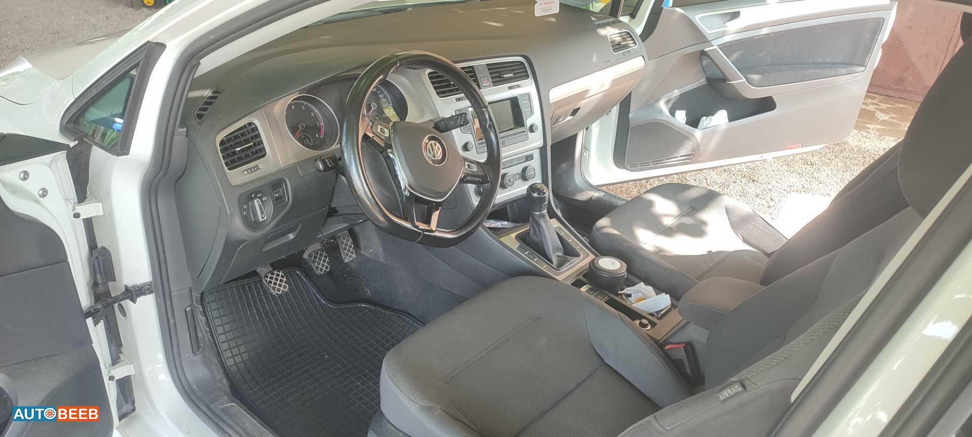 فولكس فاجن جولف 2016