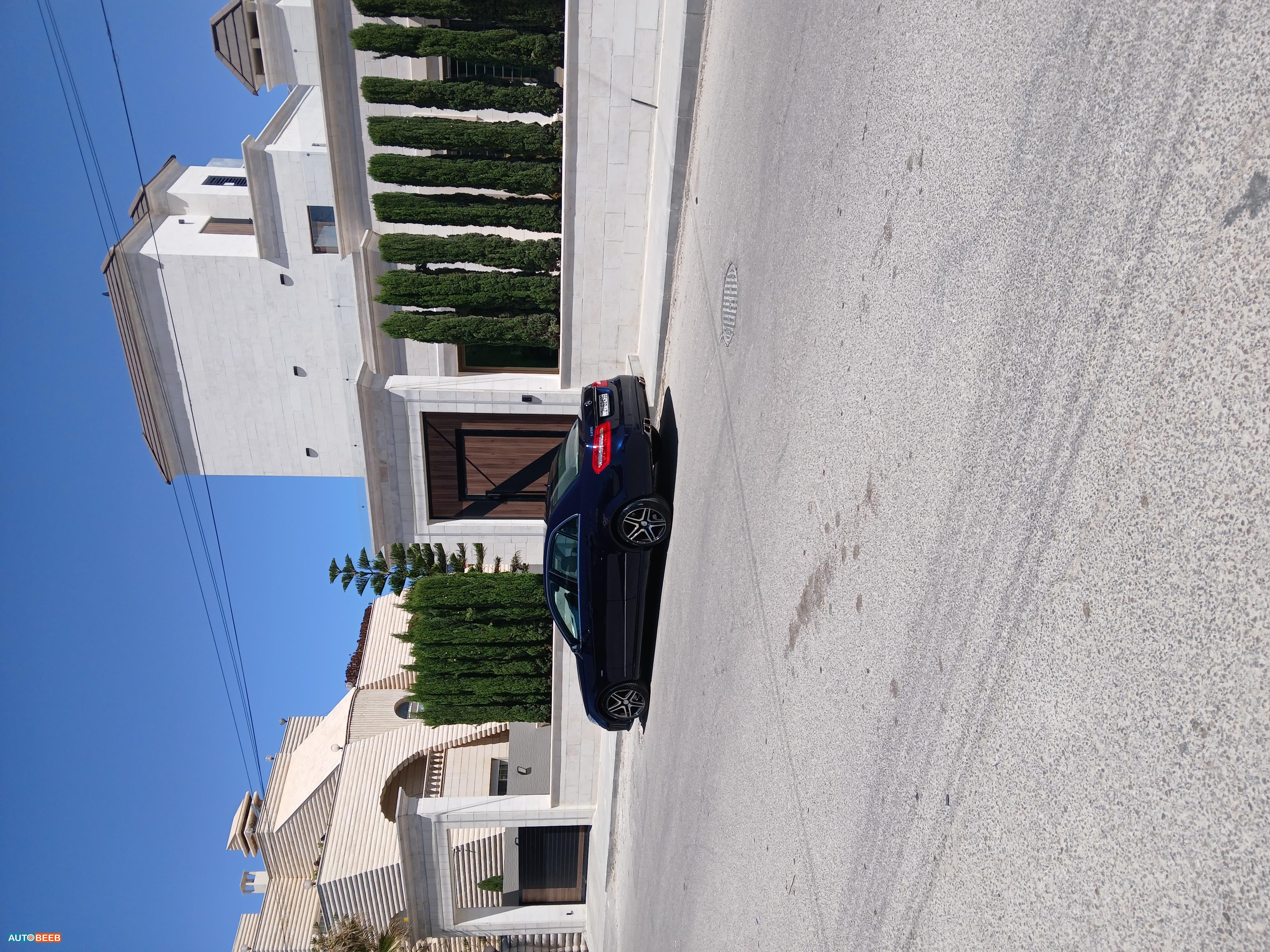 Mercedes Benz E200 2010