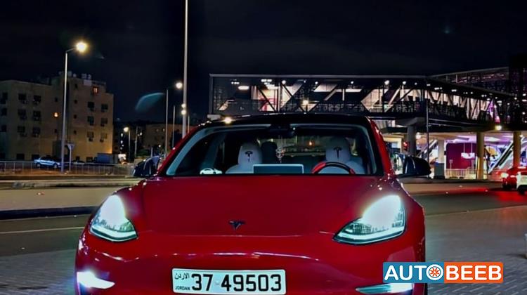 Tesla 3 2018