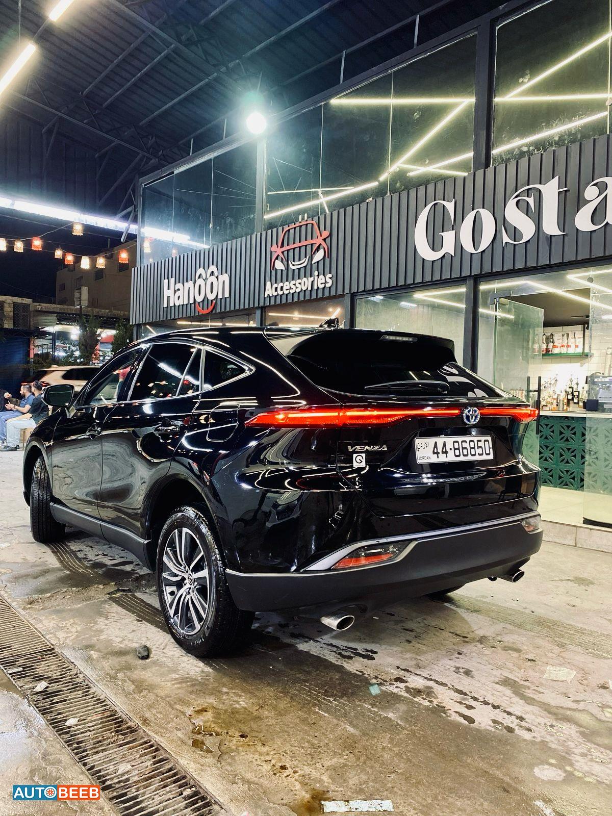 تويوتا فنزا 2024