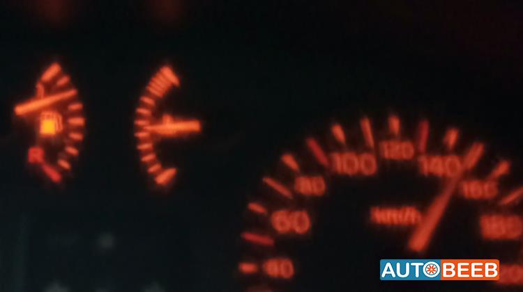 رينو كليو 2002