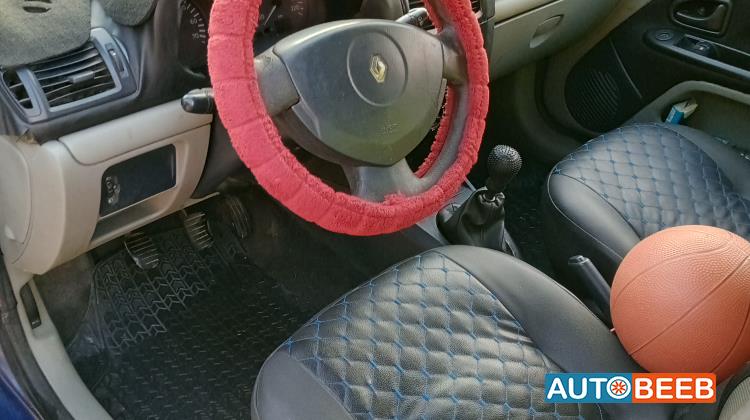 رينو كليو 2002