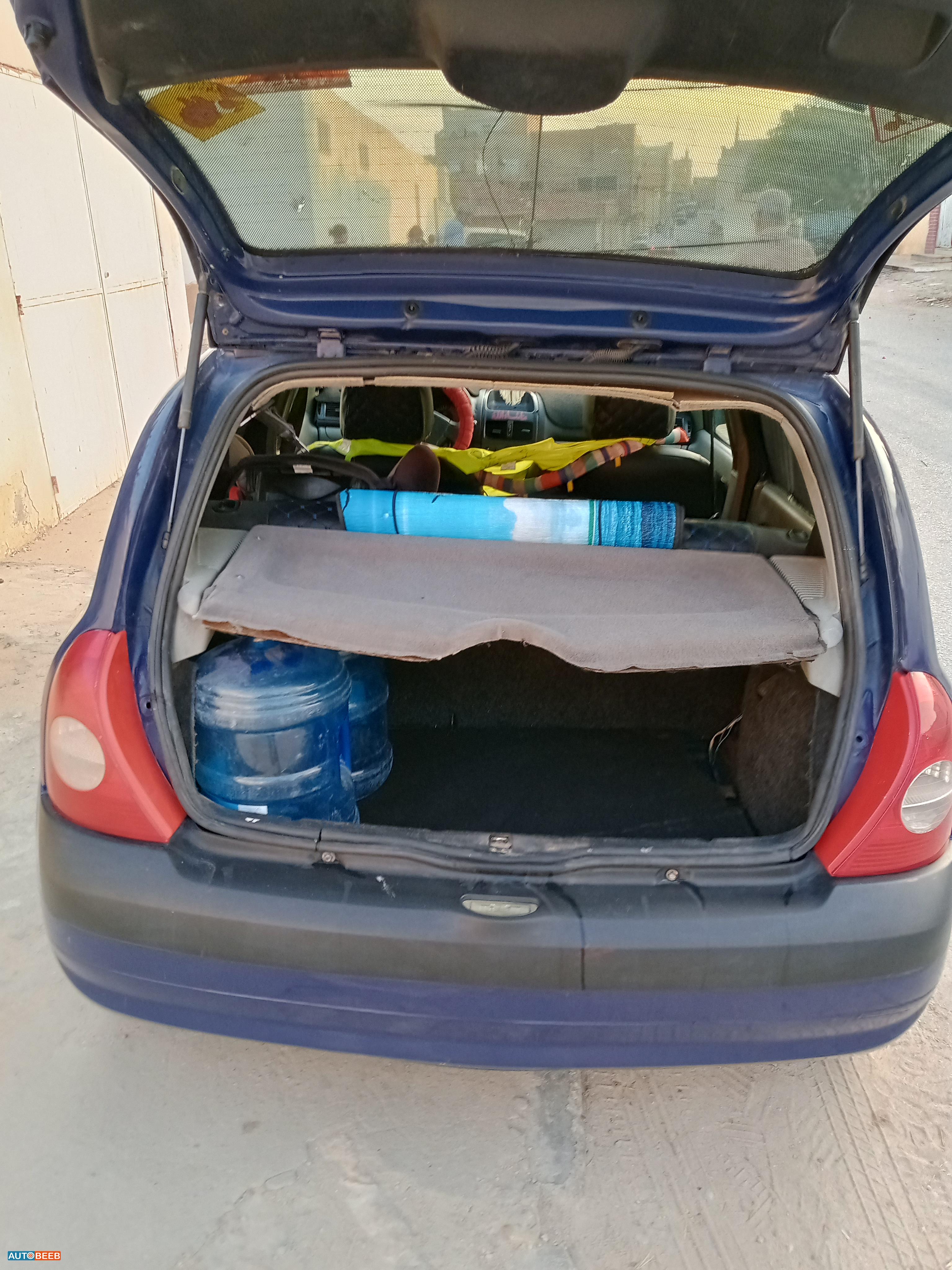 رينو كليو 2002