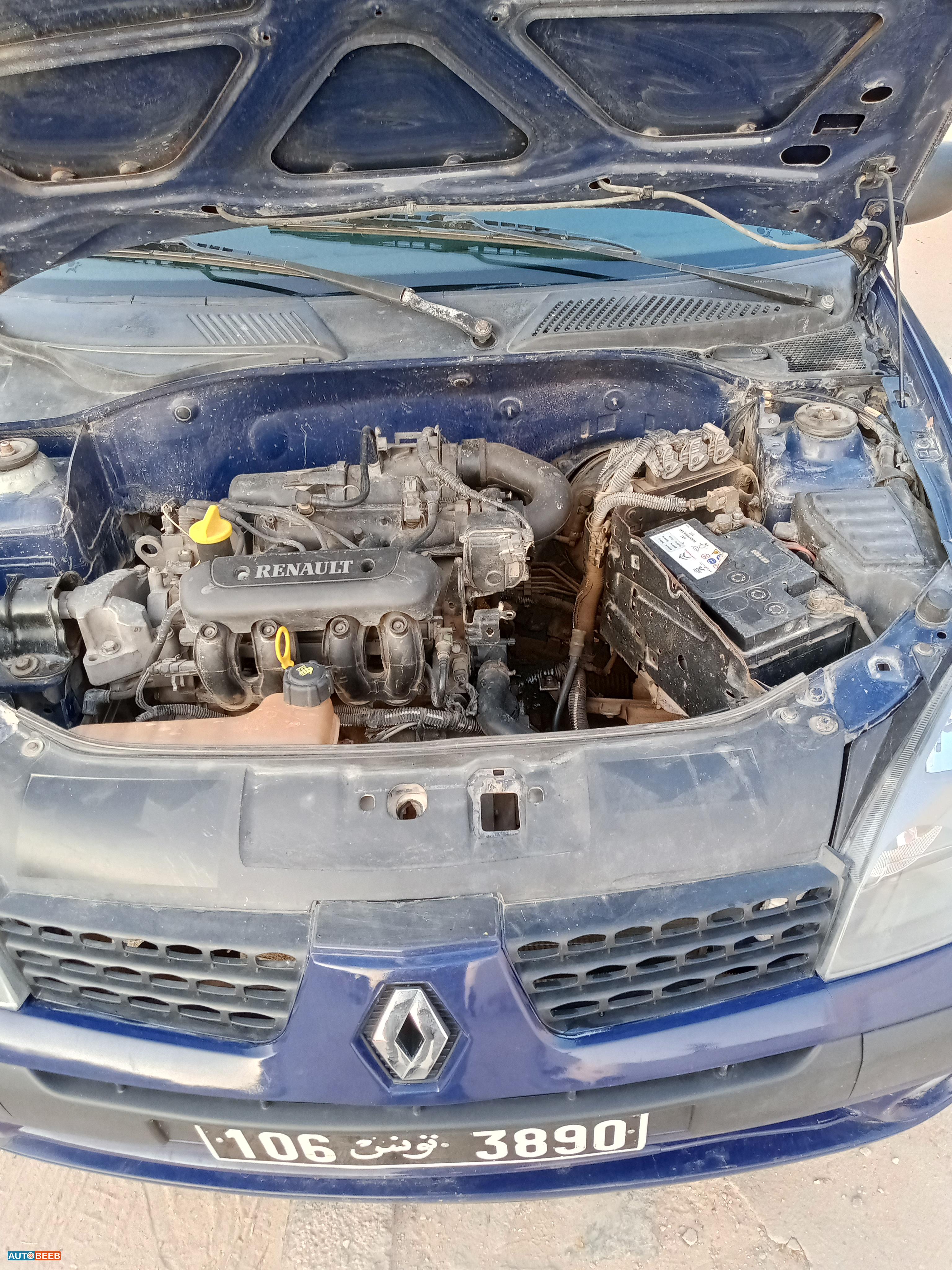 رينو كليو 2002