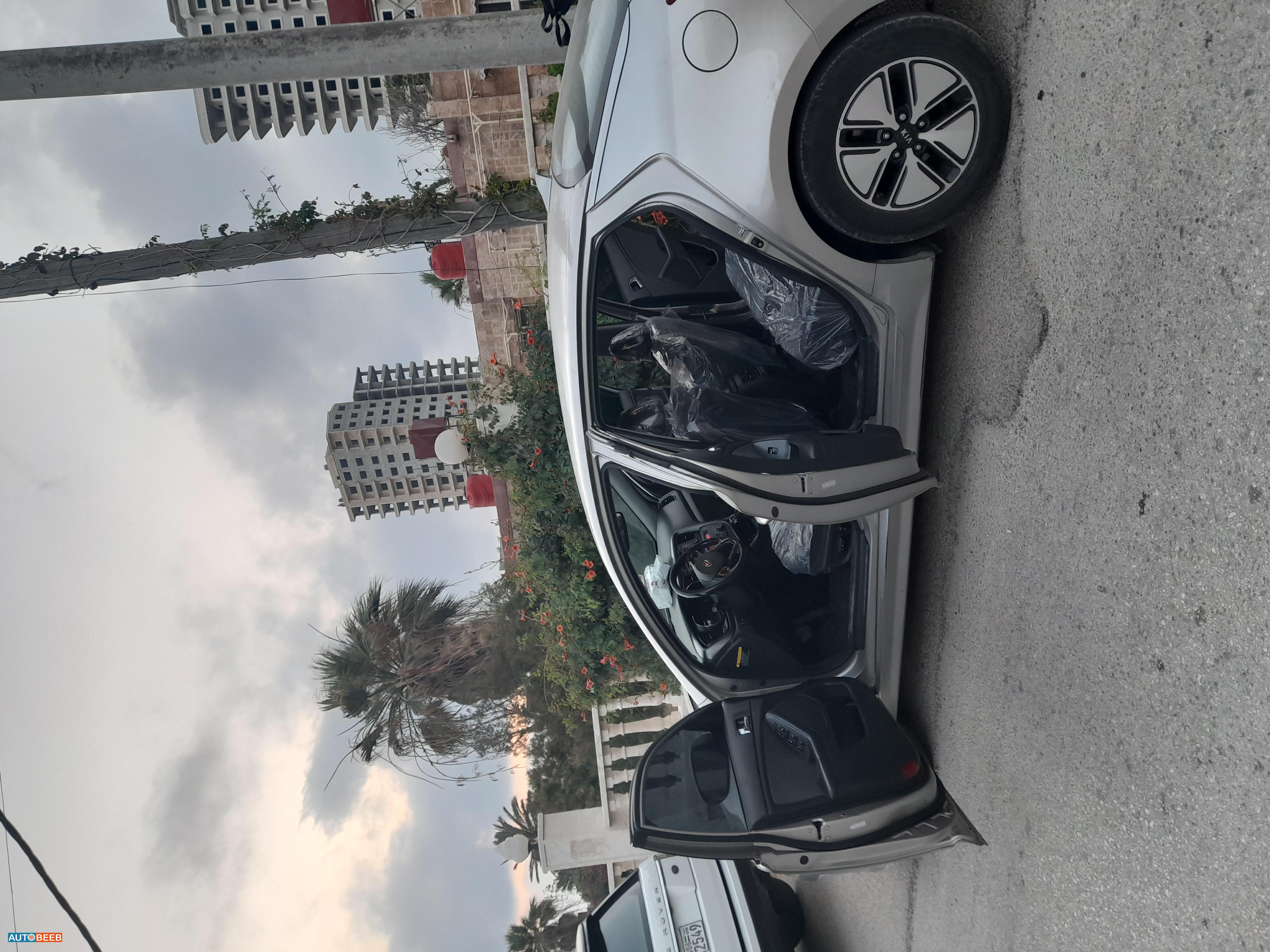 كيا اوبتيما 2012